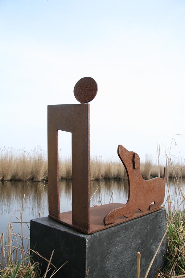 geduldig_hondje_cortenstaal_600x900