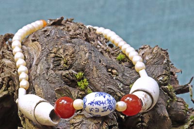 Collier C004